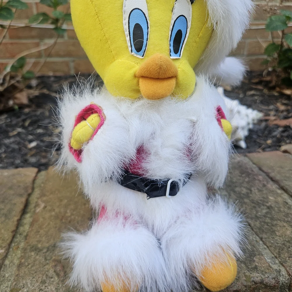 Warner Bros. Tweety Plush in Yellow, Pink, White